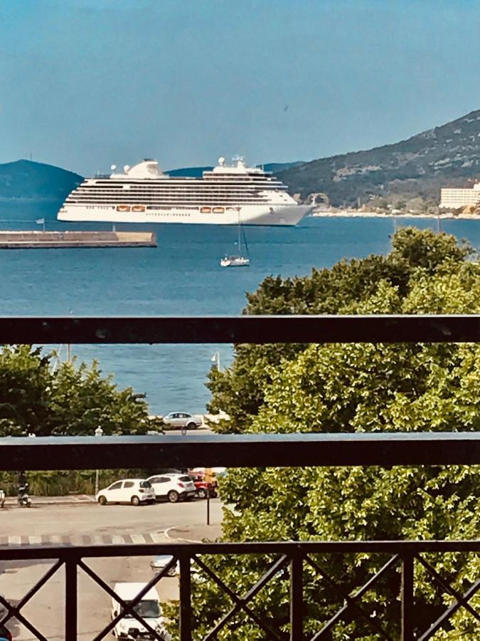 Kavala Squareview Apartment Luaran gambar