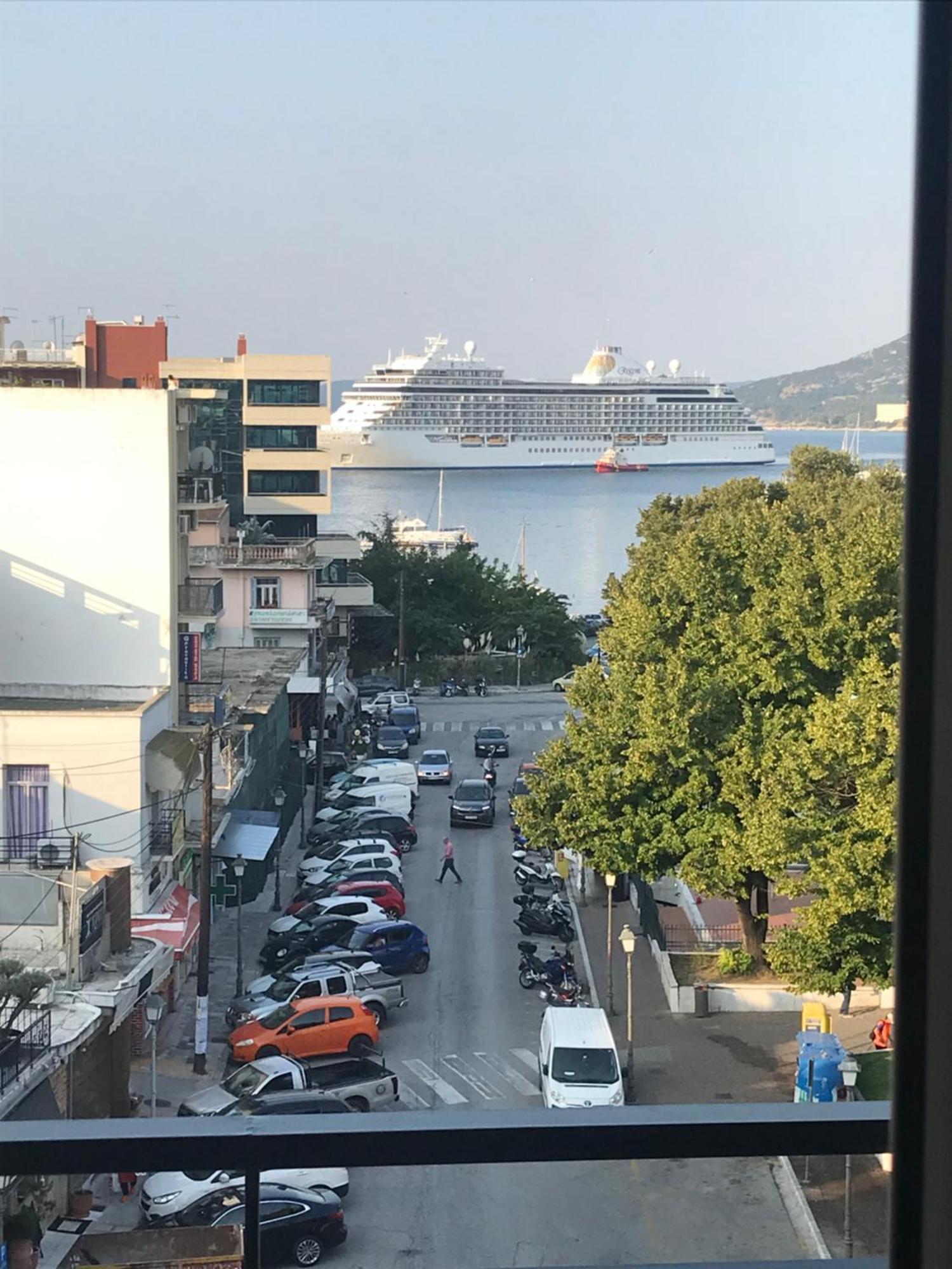 Kavala Squareview Apartment Luaran gambar