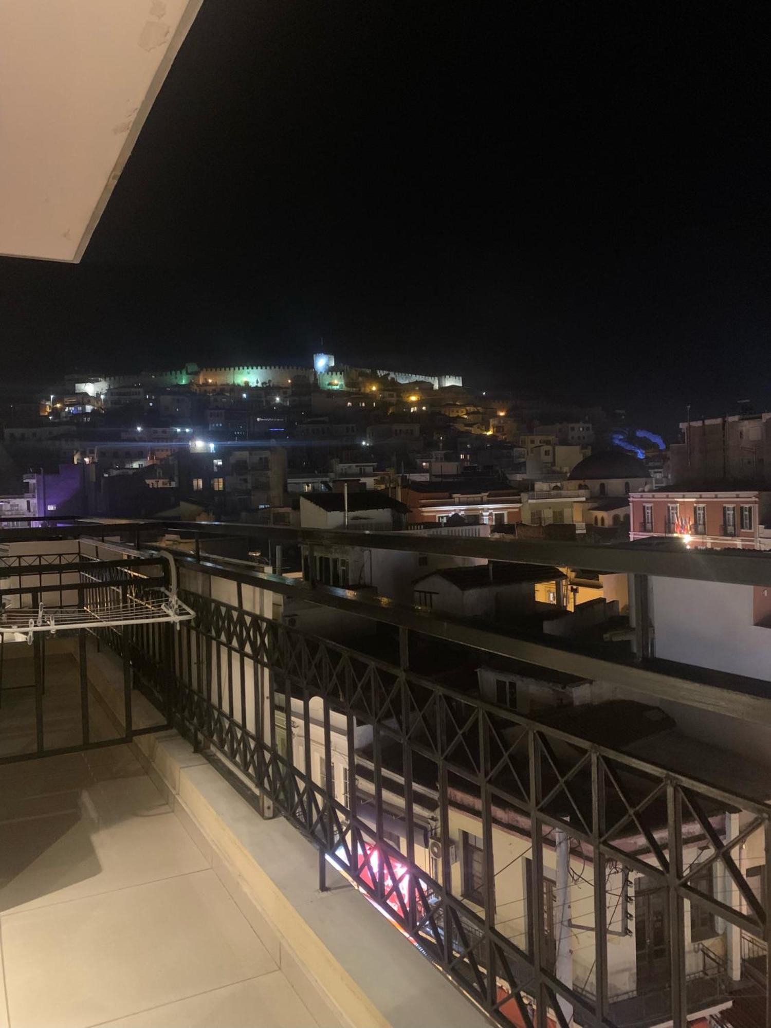 Kavala Squareview Apartment Luaran gambar